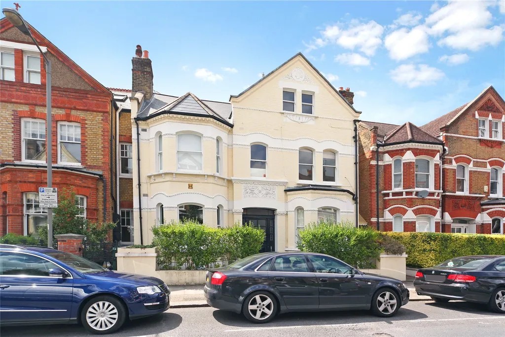 Period London villa refurbished by Mermaid Investment Group